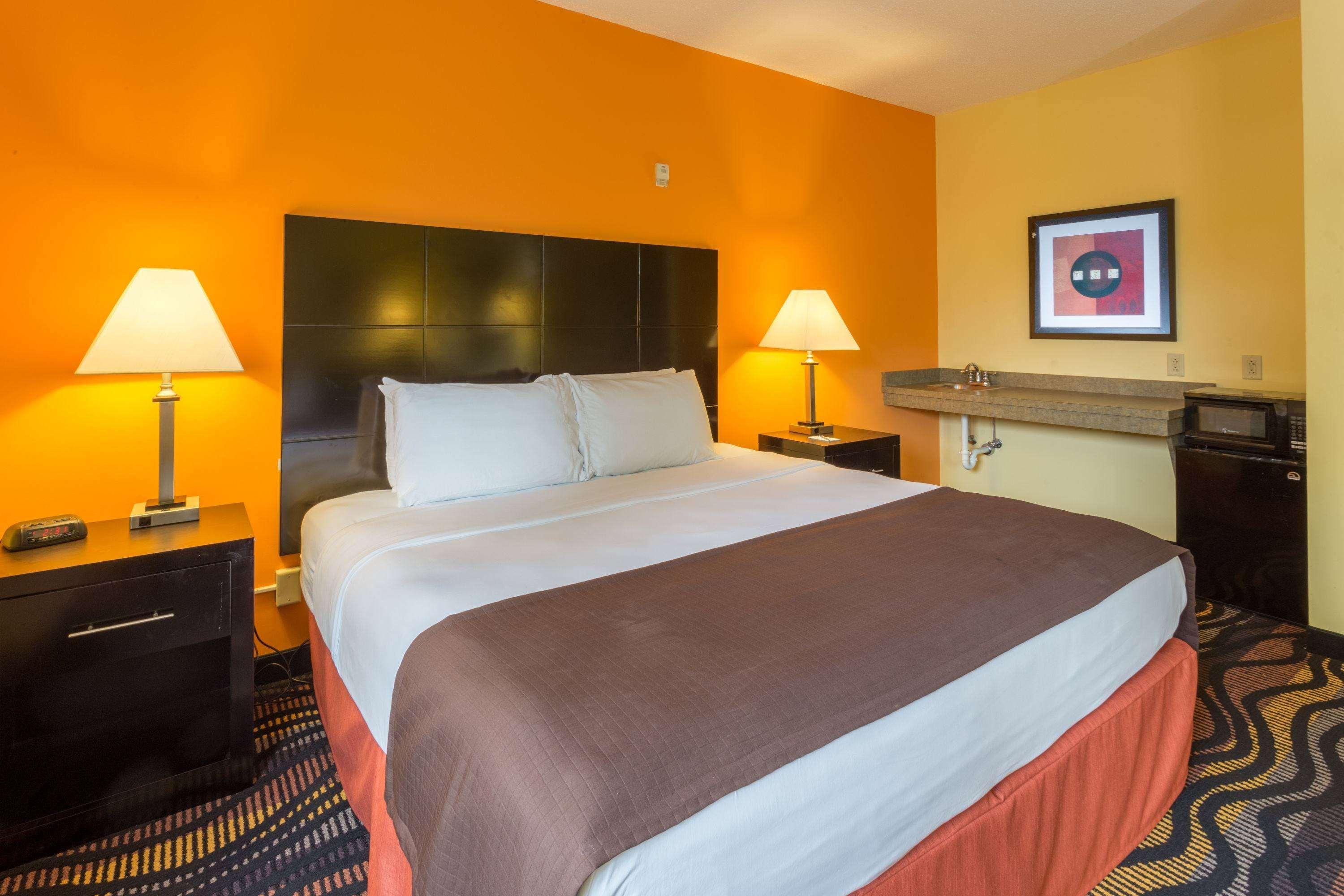 Americinn By Wyndham Streator Exterior photo